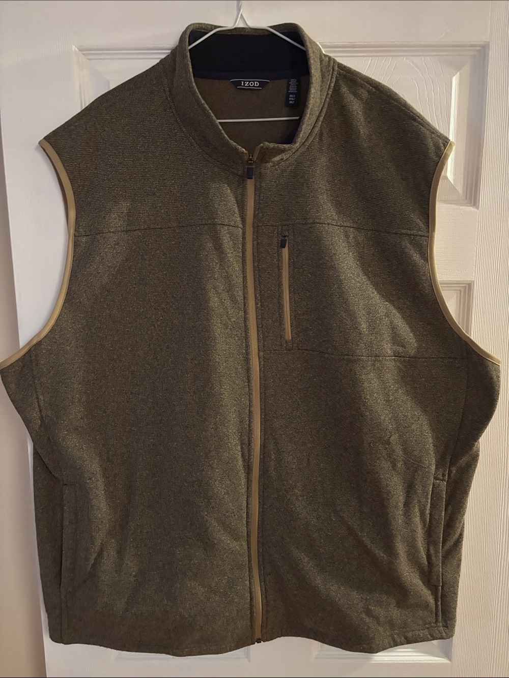 Izod Men's Olive Green Fleece Zip-Front Vest